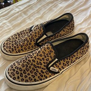 Cheetah slip on vans 7.5